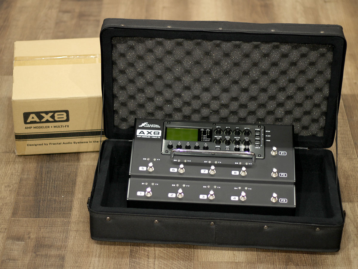 Fractal Audio Systems AX8 with Case